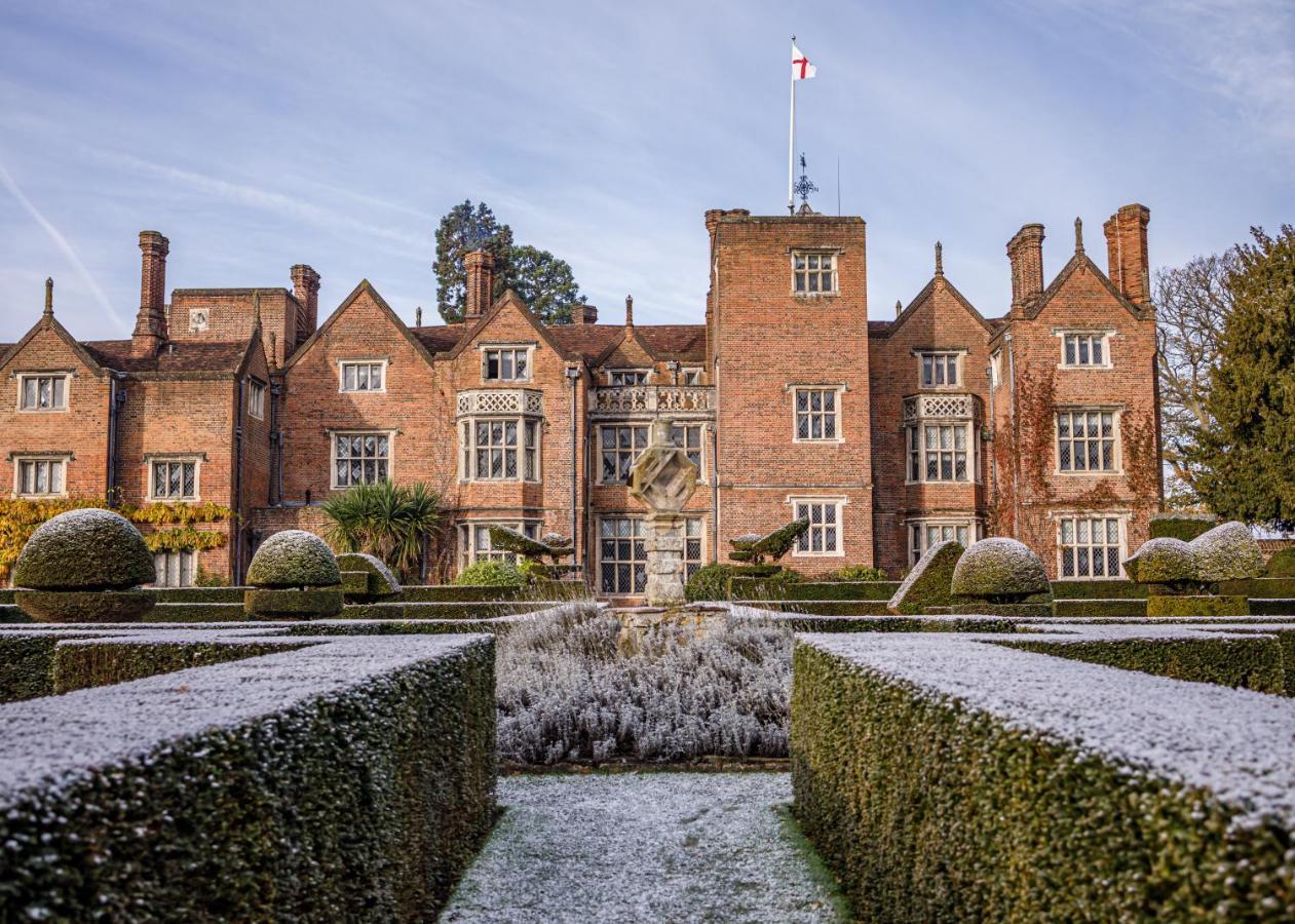 Great Fosters - Near Windsor Hotel Egham Luaran gambar